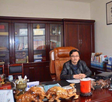 混凝土、倪文勇