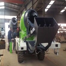 濟(jì)寧金億重工廠家直供自上料混凝土攪拌車 混凝土攪拌車 水泥攪拌車