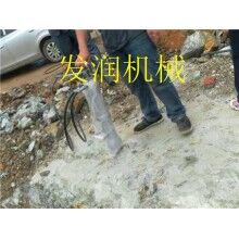 代替人工開采礦山設(shè)備破石工具劈裂機東莞