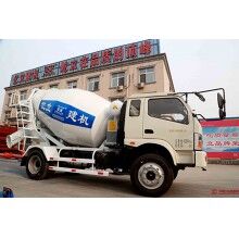 混凝土攪拌運(yùn)輸車(chē)4立方，液壓驅(qū)動(dòng)、風(fēng)冷式散熱器